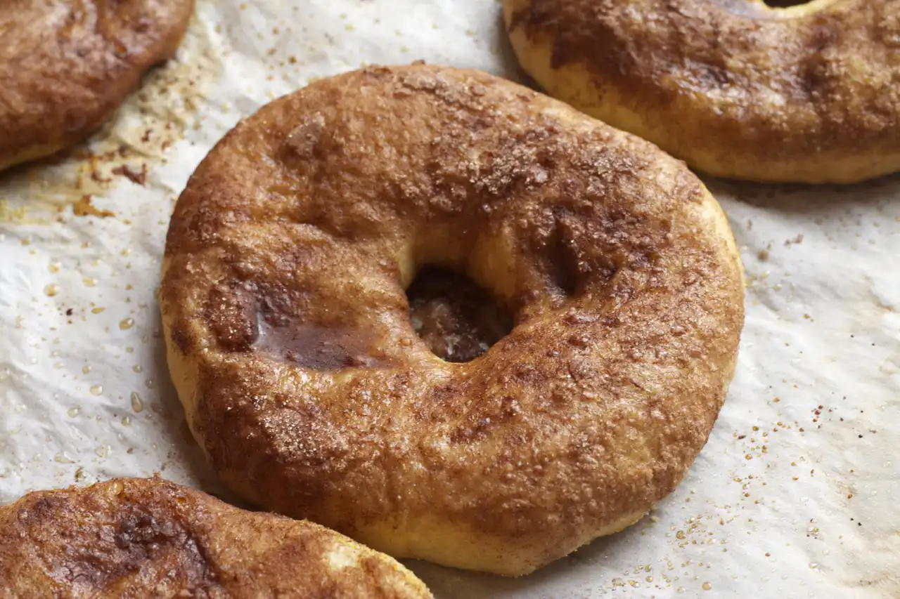 Cinnamon Sugar Bagels