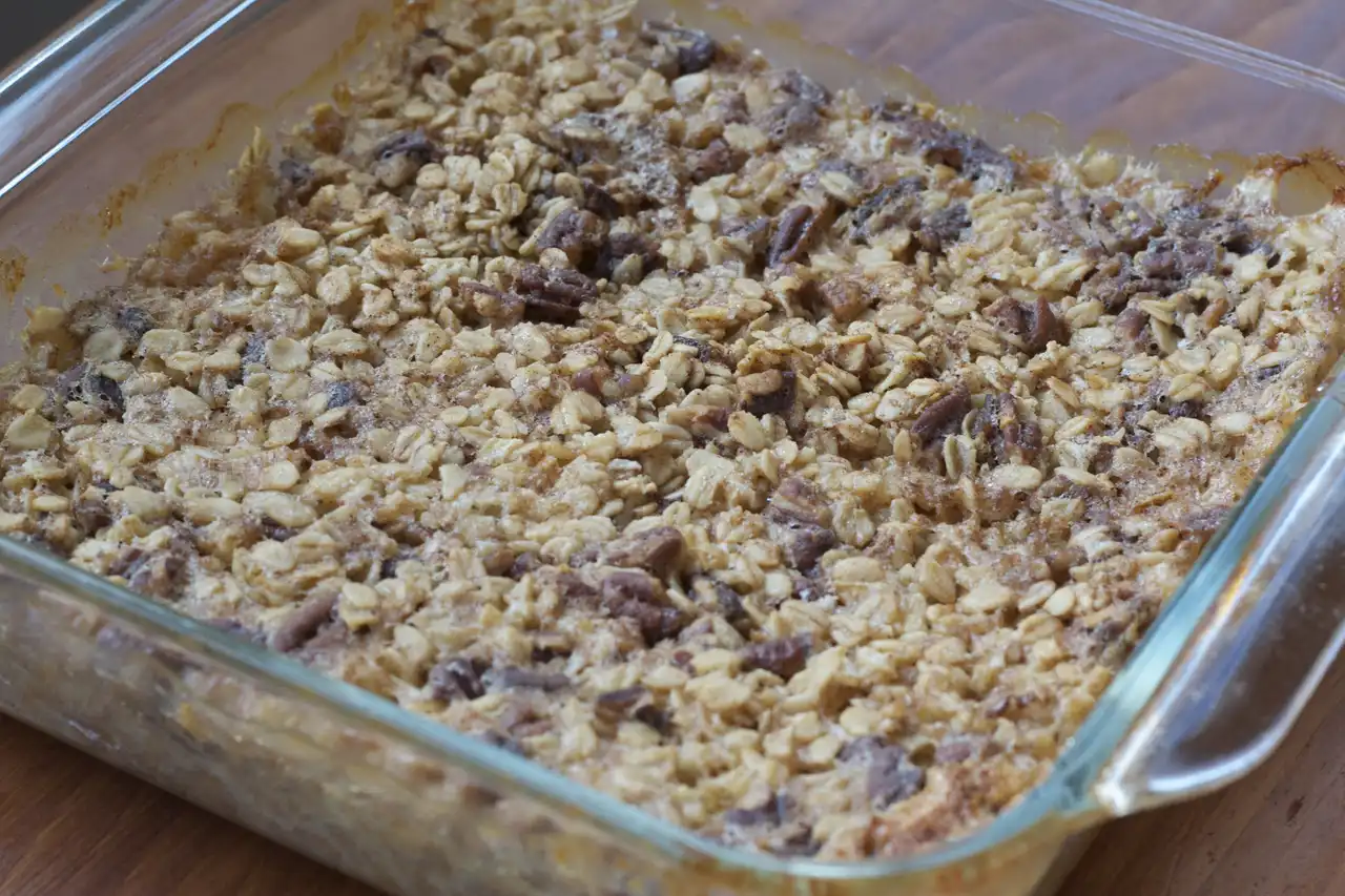 Oatmeal Pecan Bake